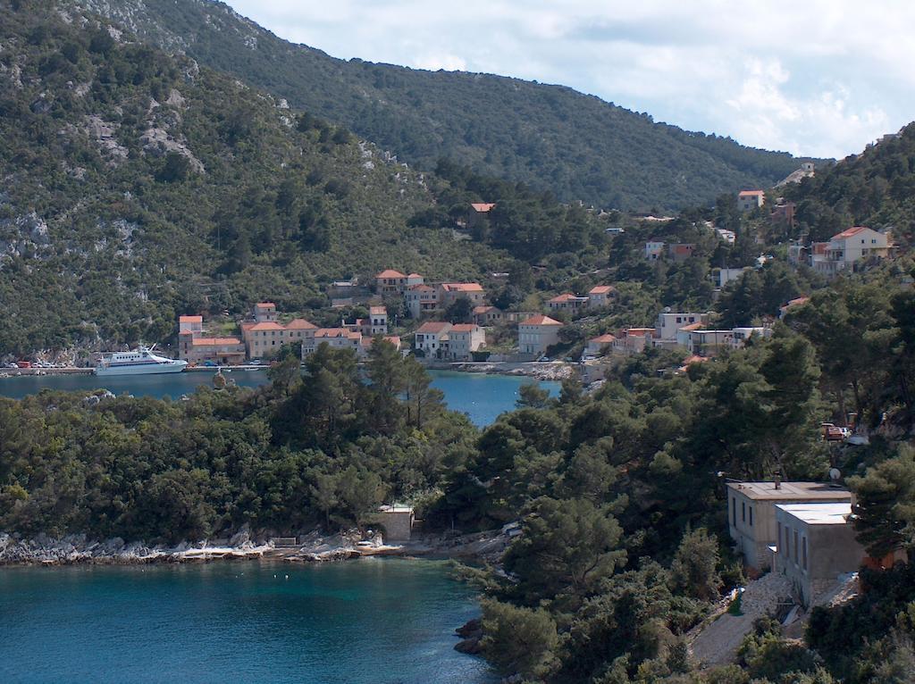 Apartments "Villa Mungos" Sobra Buitenkant foto